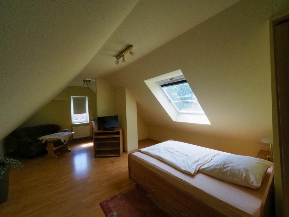 Gasthof Erfurth Sehnde Buitenkant foto