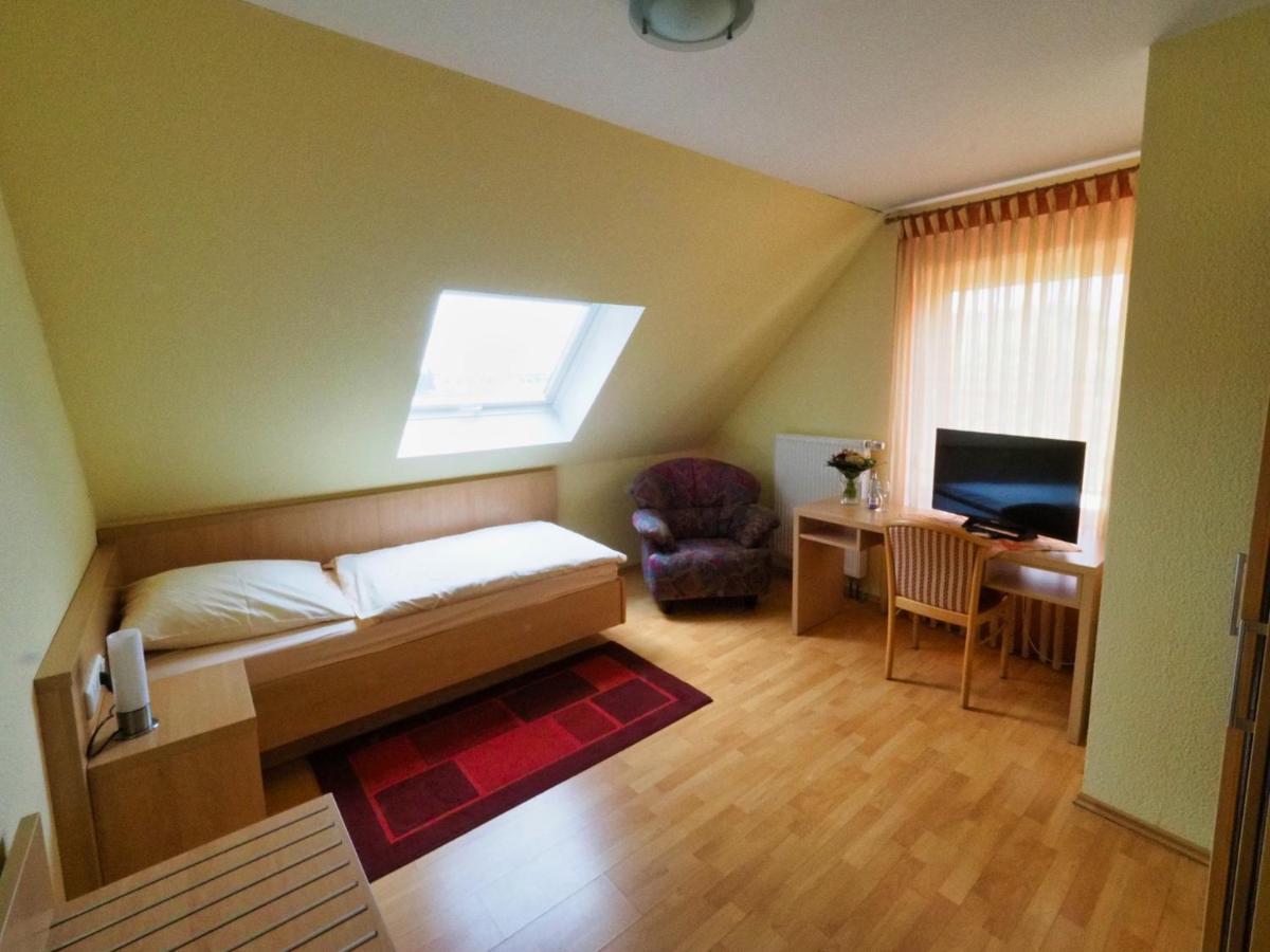 Gasthof Erfurth Sehnde Buitenkant foto